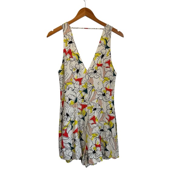 ASTR The Label Womens Floral Linen Blend Romper Sz Small Multicolor Sleeveless - Picture 3 of 7